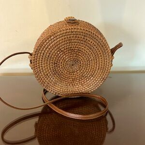 Rattan circular cloth lined purse ; Good condition